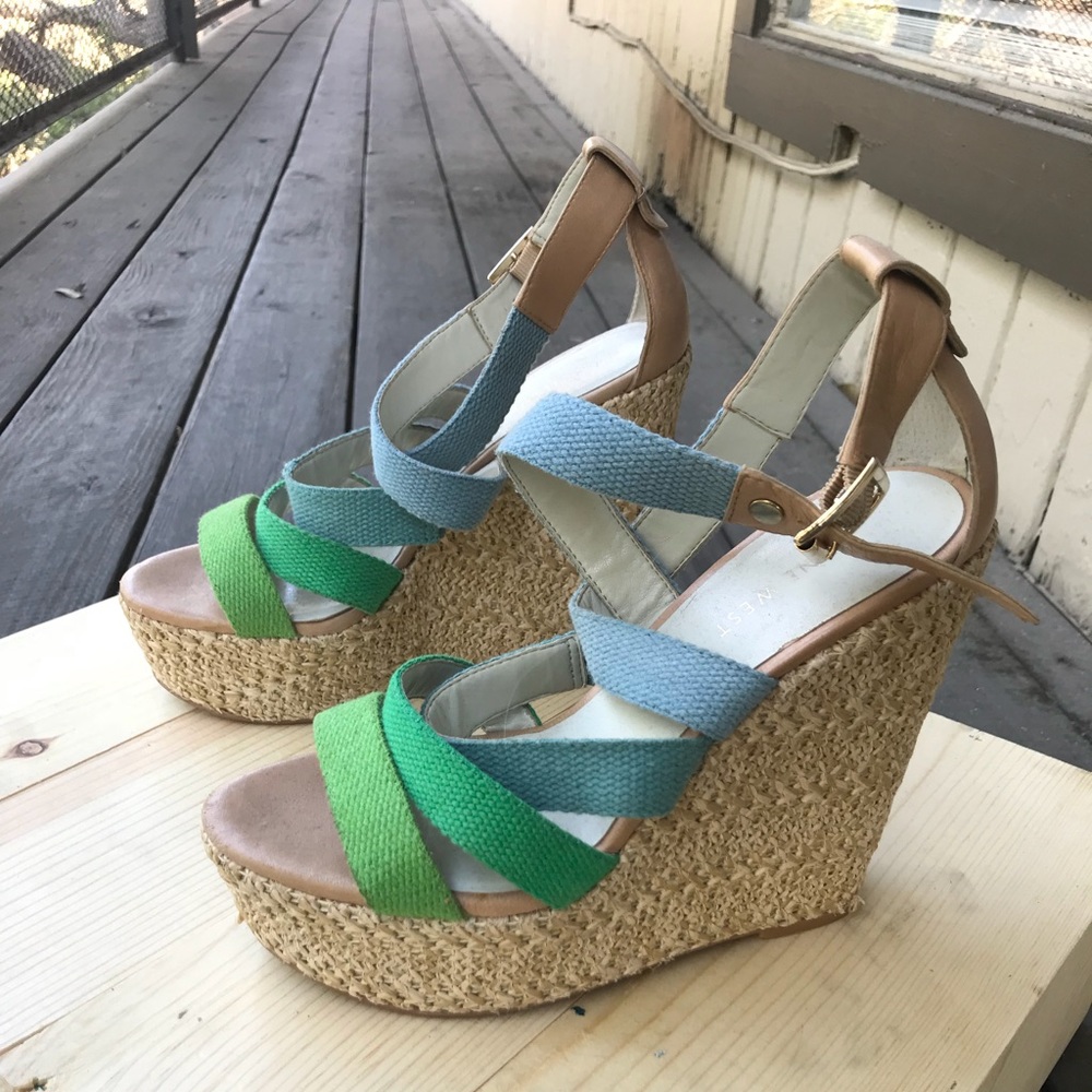 Colorful wedges - Picture 2 of 3